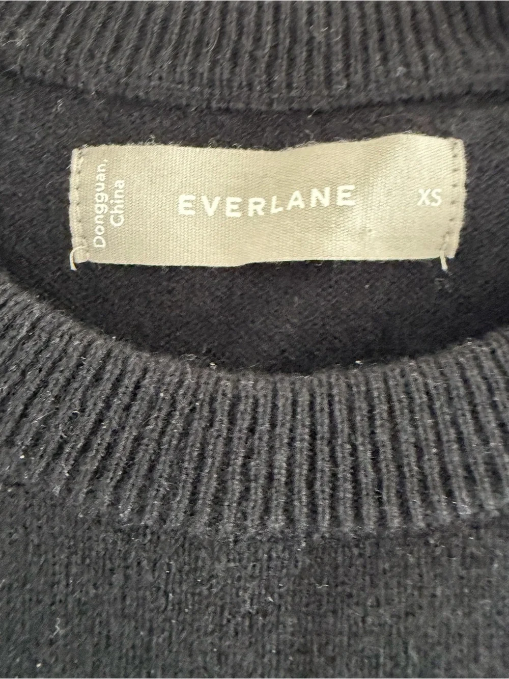 Everlane Men’s XS Black Cashmere Sweater
